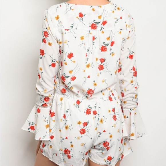 White Floral Bell Sleeve Romper - Picture 2 of 5